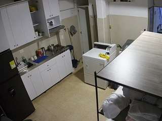 voyeurcam-jb-kitchen-1