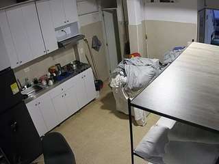 voyeurcam-jb-kitchen-1