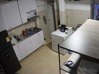 voyeurcam-jb-kitchen-1
