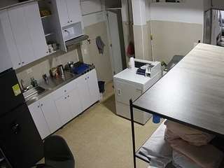 voyeurcam-jb-kitchen-1