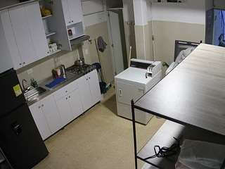 voyeurcam-jb-kitchen-1