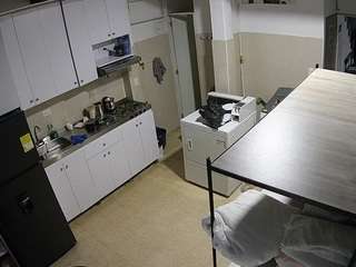 voyeurcam-jb-kitchen-1