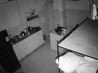 voyeurcam-jb-kitchen-1
