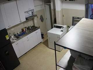 voyeurcam-jb-kitchen-1