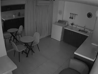 voyeurcam-jb-kitchen-1's Live Sex Cam Show