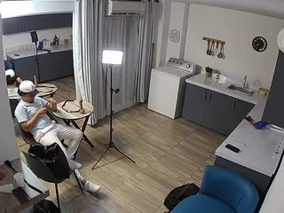 voyeurcam-jb-kitchen-1's Live Sex Cam Show