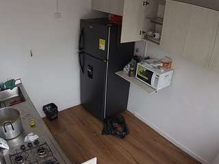 voyeurcam-jb-kitchen-2