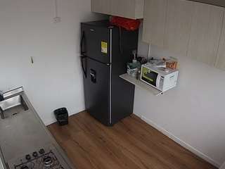 voyeurcam-jb-kitchen-2