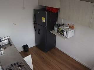 voyeurcam-jb-kitchen-2