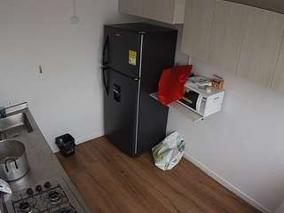 voyeurcam-jb-kitchen-2