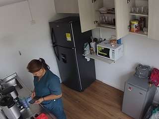 camsoda voyeurcam-jb-kitchen-2