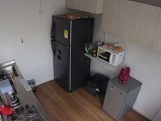 voyeurcam-jb-kitchen-2