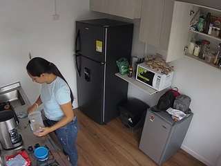 voyeurcam-jb-kitchen-2