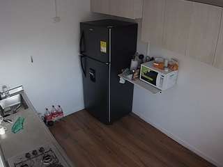 voyeurcam-jb-kitchen-2