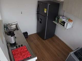 voyeurcam-jb-kitchen-2