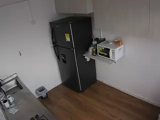 voyeurcam-jb-kitchen-2's Live Sex Cam Show