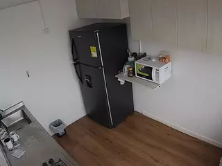 voyeurcam-jb-kitchen-2's Live Sex Cam Show