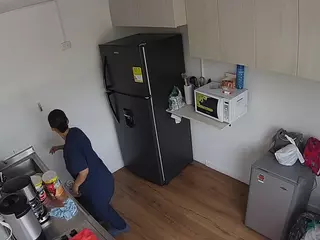 voyeurcam-jb-kitchen-2's Live Sex Cam Show