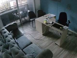 voyeurcam-jb-office-1