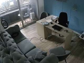 voyeurcam-jb-office-1