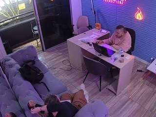 voyeurcam-jb-office-1