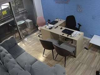 voyeurcam-jb-office-1