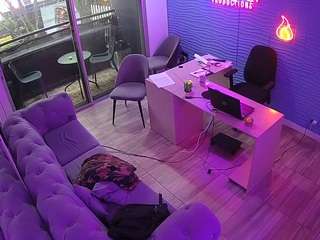 camsoda voyeurcam-jb-office-1