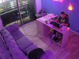 Voyeur Live Cameras camsoda voyeurcam-jb-office-1