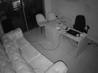 voyeurcam-jb-office-1