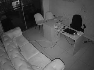 Camsoda camsoda voyeurcam-jb-office-1