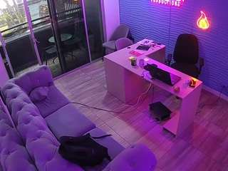 camsoda voyeurcam-jb-office-1