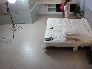 voyeurcam-jb-office-1