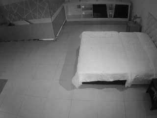 voyeurcam-jb-office-1