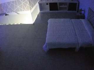 voyeurcam-jb-office-1