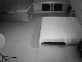 voyeurcam-jb-office-1