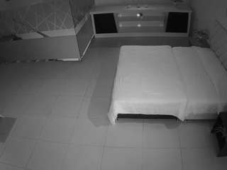  voyeurcam-jb-office-1 chat room