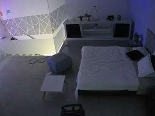 voyeurcam-jb-office-1