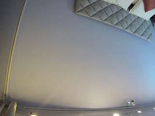 voyeurcam-jb-office-... webcam
