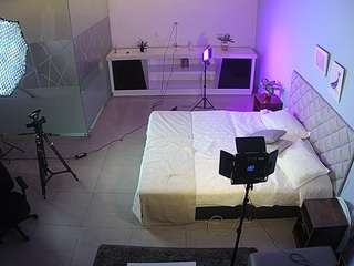voyeurcam-jb-off... Live Webcam on CamSoda