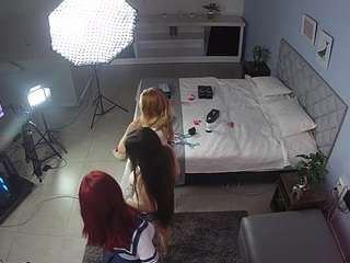 voyeurcam-jb-office-1 camsoda