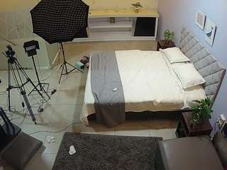 voyeurcam-jb-office-1 camsoda