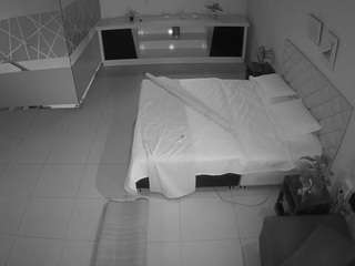  voyeurcam-jb-office-1 chat room