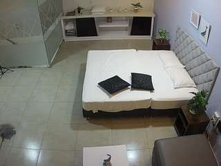 voyeurcam-jb-office-1 camsoda
