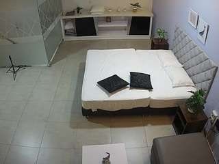 voyeurcam-jb-office-1 camsoda