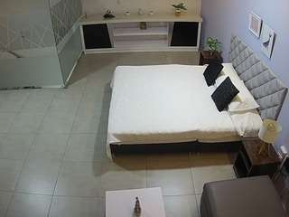 voyeurcam-jb-office-1 camsoda