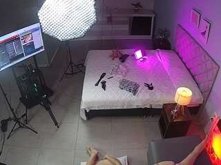 voyeurcam-jb-off... Live Webcam on CamSoda