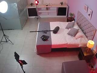 voyeurcam-jb-office-1 camsoda