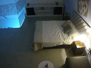 voyeurcam-jb-office-1