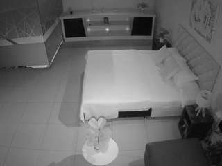 voyeurcam-jb-office-1