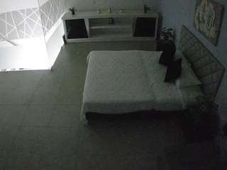 voyeurcam-jb-office-1
